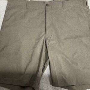 NWT PGA Tour Stretch Waistband Shorts Golf Golfing 40‎ Waist Khaki